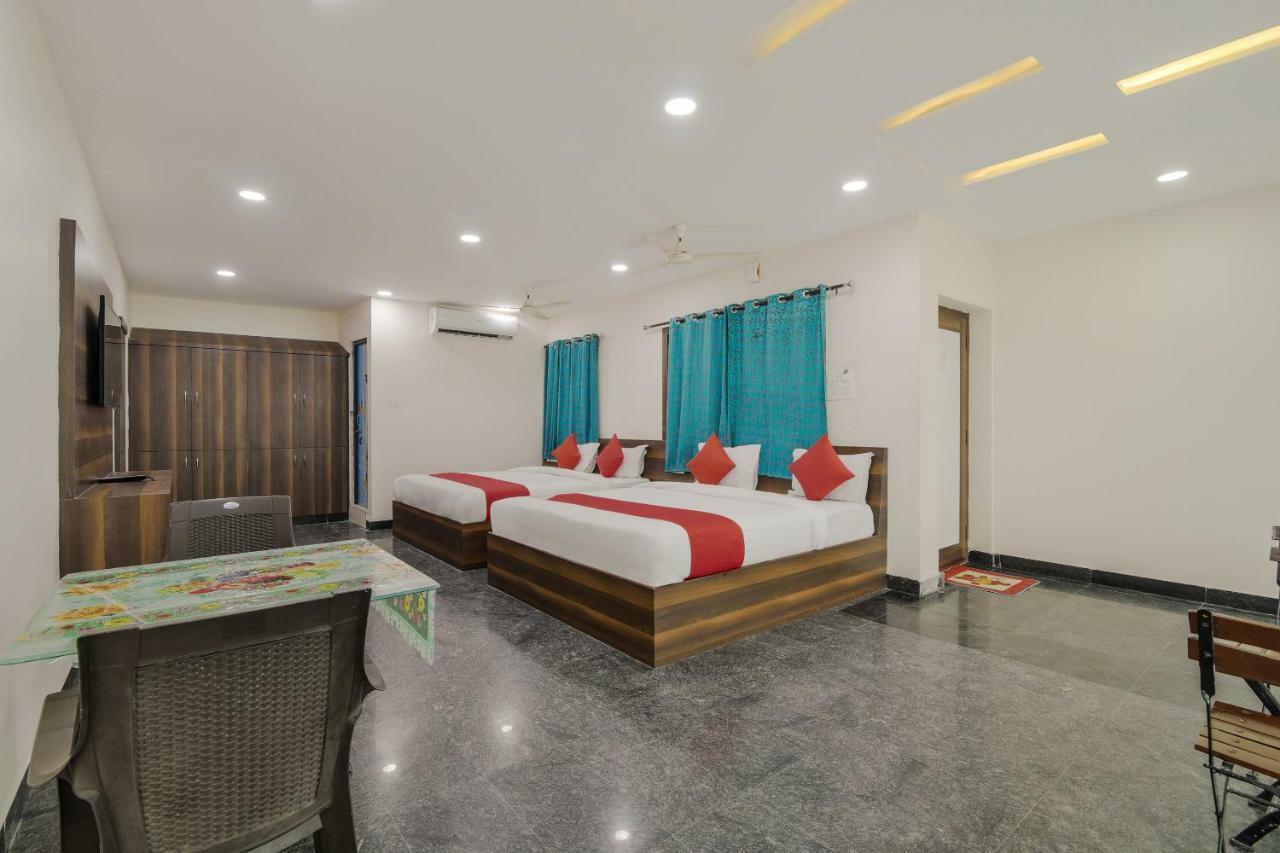 Neema Residency Hotel Anantapur Exterior foto