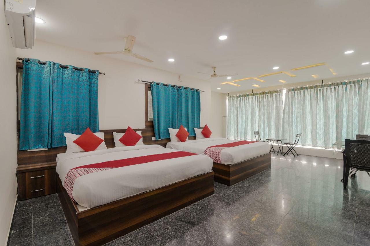 Neema Residency Hotel Anantapur Exterior foto