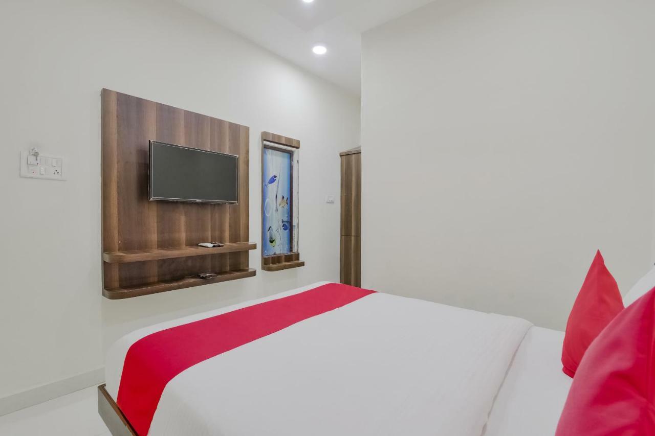 Neema Residency Hotel Anantapur Exterior foto